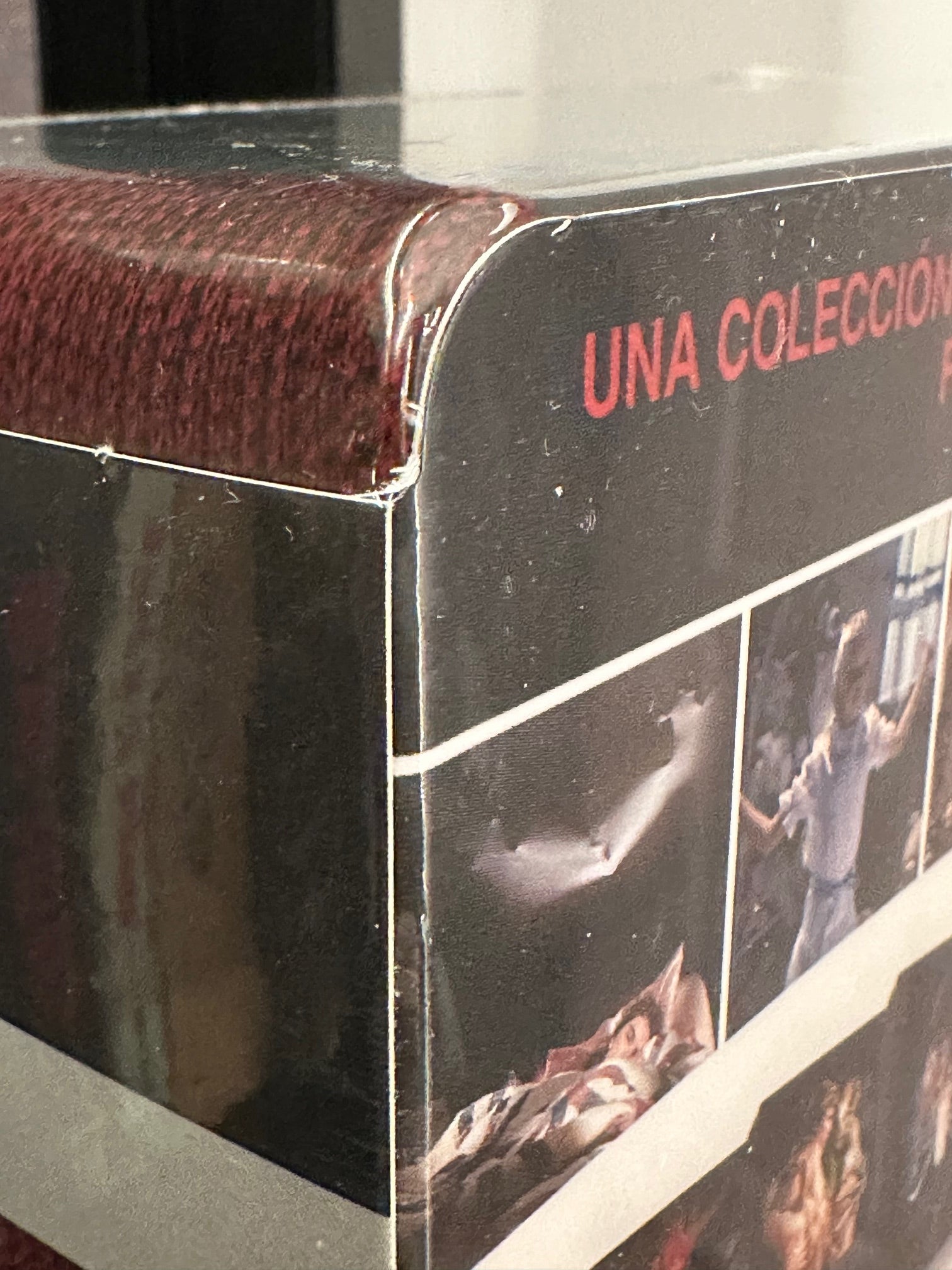 A Nightmare on Elm Street - Collector's Edition - 4K UHD + Blu-ray Steelbook *** damaged - see photo***